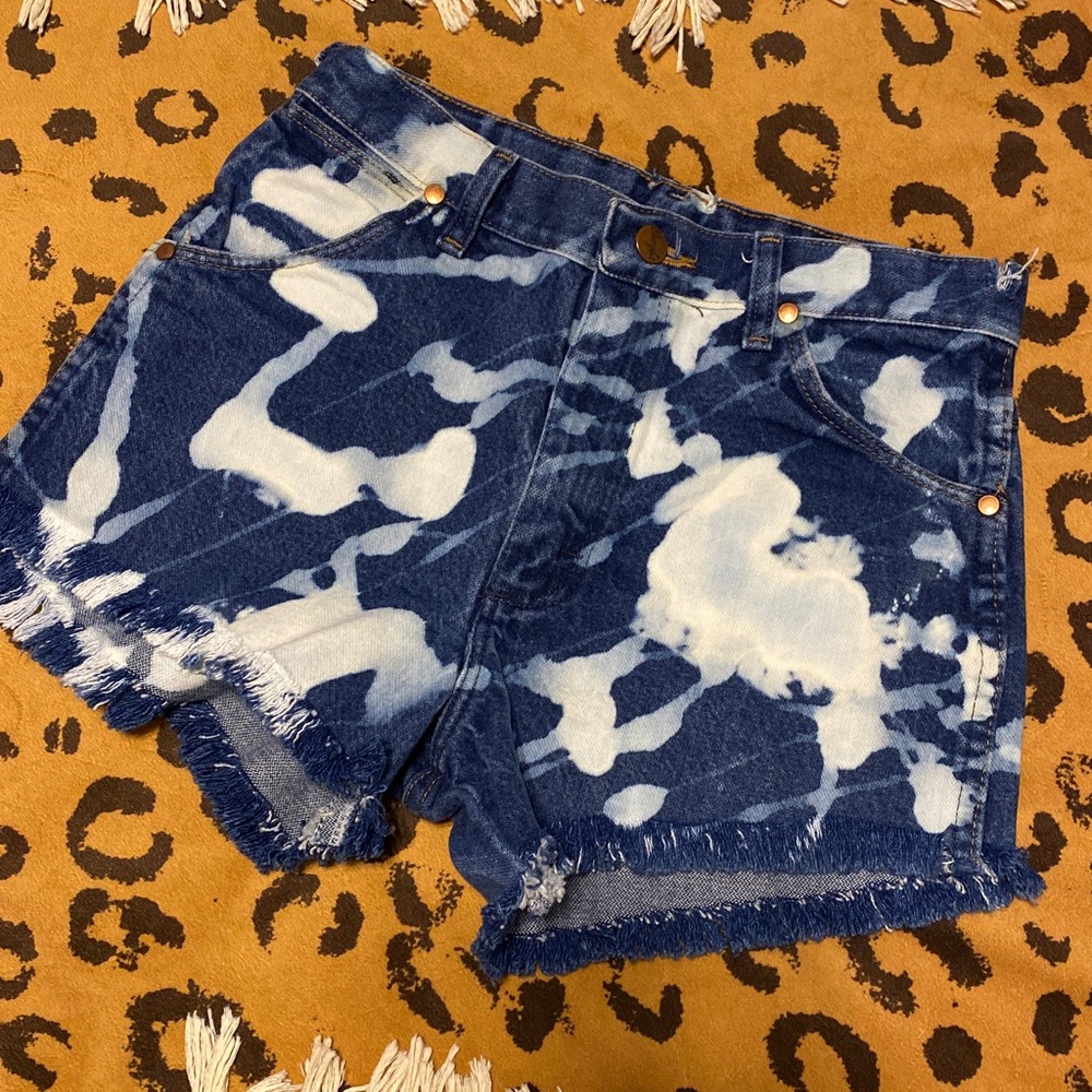 CUSTOM vintage Wrangler cutoffs